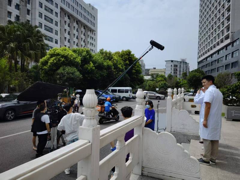 灯塔市广告片拍摄公司低成本实现高规格制作的诀窍